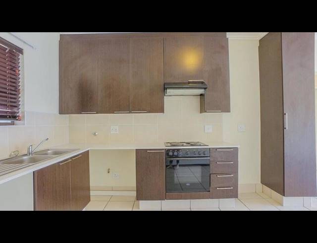 2 BEDROOM HOUSE FOR SALE IN PAULSHOF